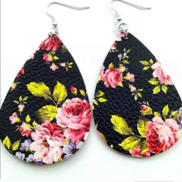 NWT Swanky Coconut Black Teardrop Earrings - Picture 2 of 5